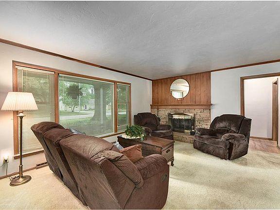 4th image of 2717 E Asplin Dr