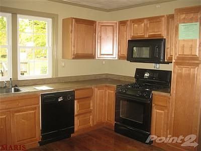 4th image of 1235 Saint Mark Dr