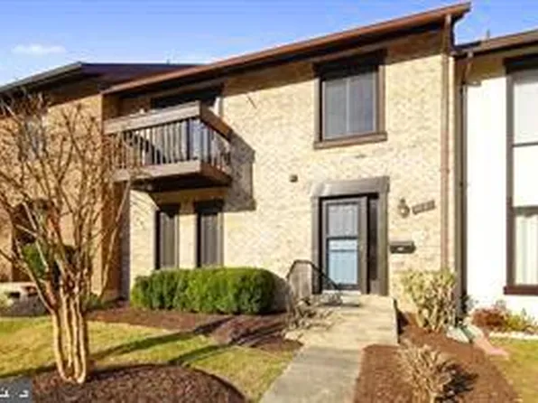 9721 Shadow Oak Dr, Montgomery Village, MD 20886
