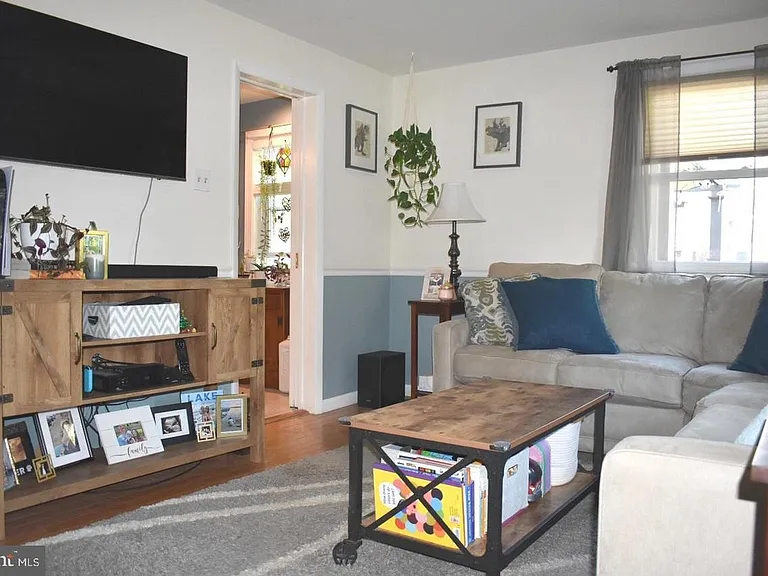 738 Fairview Rd — Photo 19
