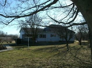 102 E Wall St, Ancona, IL 61311