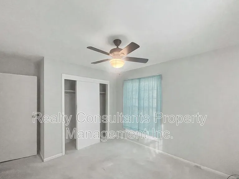 3222 S Elm Eugene St — Photo 9