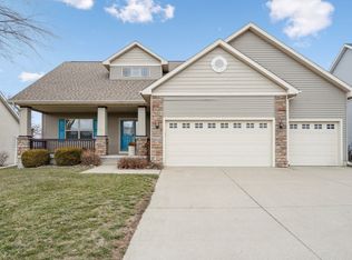 4900 Andrews Pl, Pleasant Hill, IA 50327