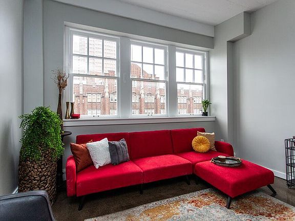4th image of 43 W Long St #7C