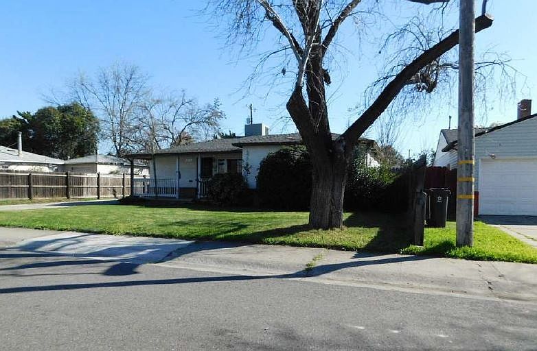 2nd image of 2536 W Mendocino Ave