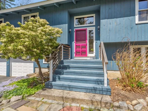 50 Lowell Dr, Stow, MA 01775