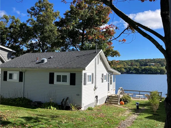 9370 Wixson Rd, Hammondsport, NY 14840