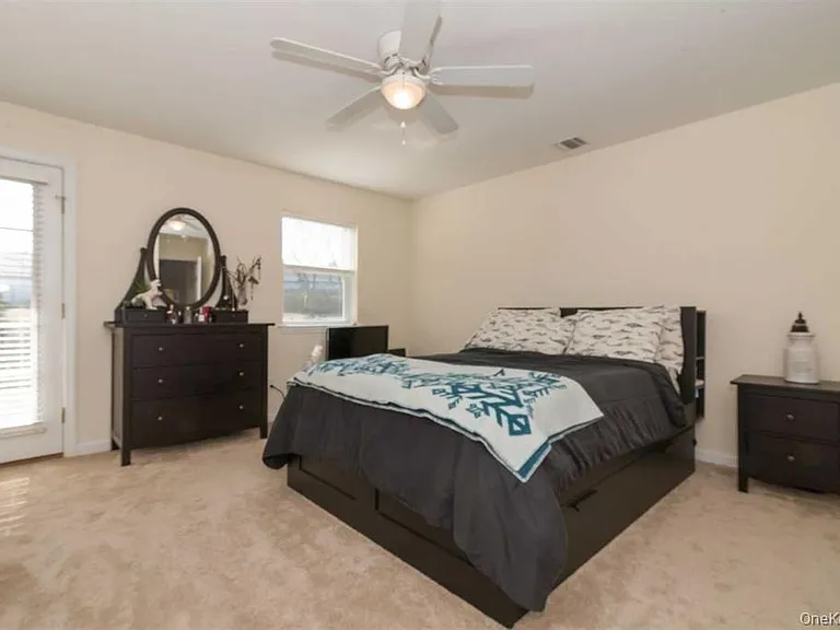 79 Leeward Ct — Photo 10
