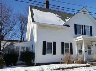 12 Oak St, Whitinsville, MA 01588