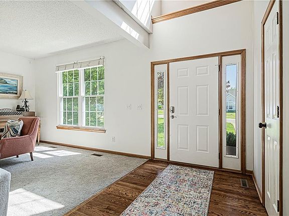5th image of 1201 Pleasant Hill Dr