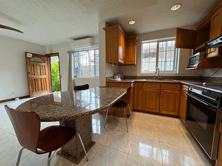 3528 Aliamanu St — Photo 2