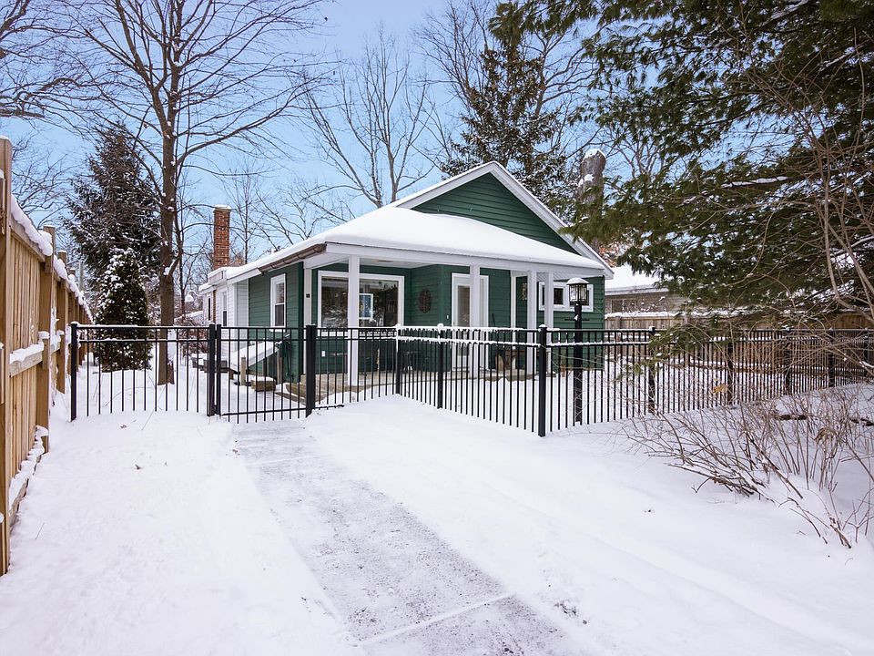 1st image of 877 Hannah Ave