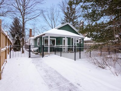877 Hannah Ave, Traverse City, MI, 49686