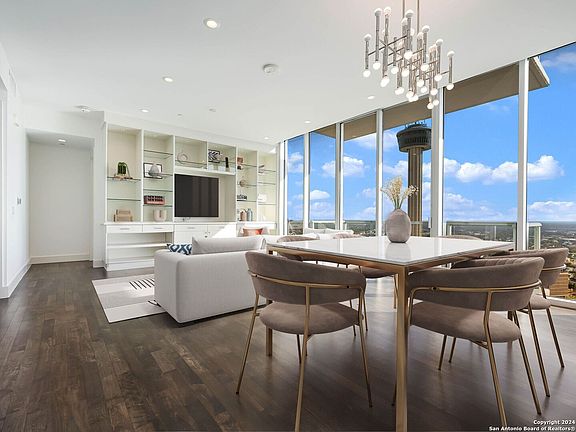 3rd image of 610 E MARKET ST #2805