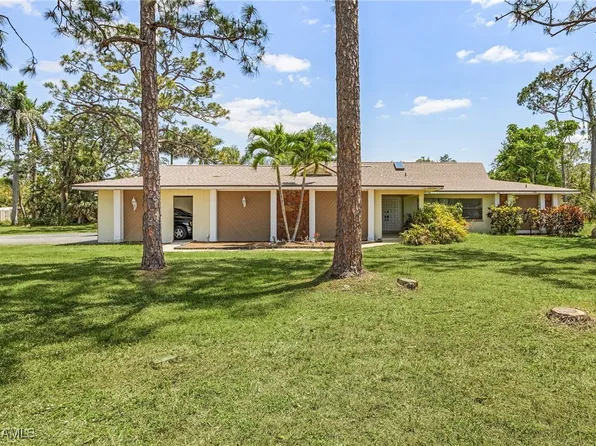 12455 Summerwood Dr, Fort Myers, FL 33908