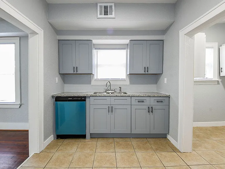 3015 Isabella St — Photo 14