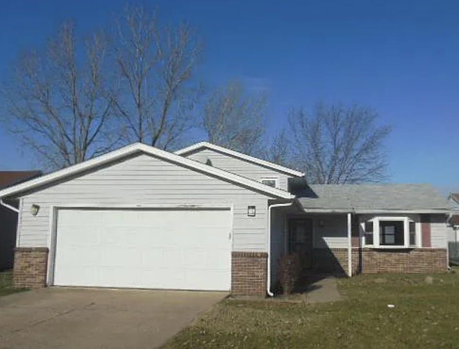 1st image of 2724 W 40th St