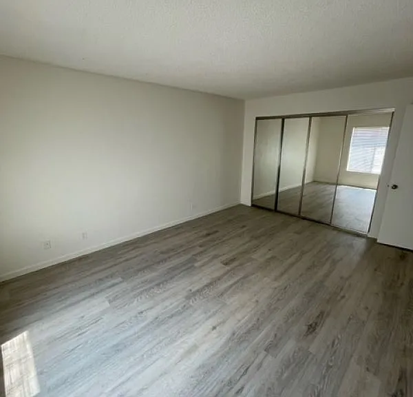 540 N May St #3076 — Photo 6