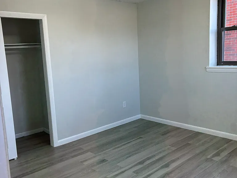 77 Elm St #5 — Photo 7
