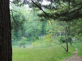 324 Landwood Ln, Flat Rock, NC 28731