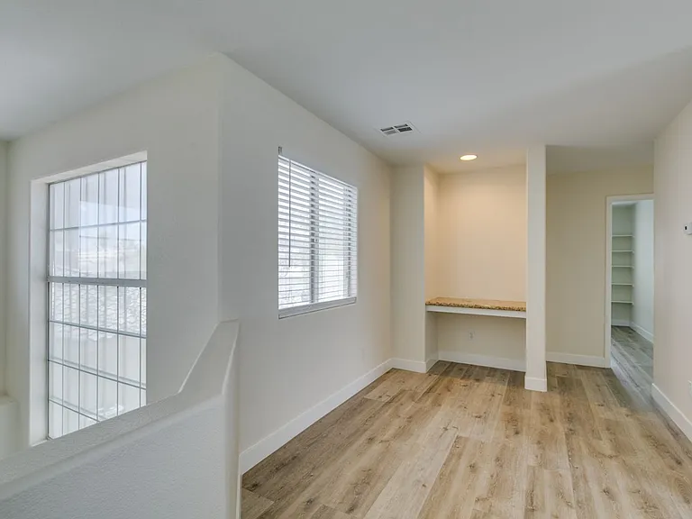 7804 Amulet St — Photo 25