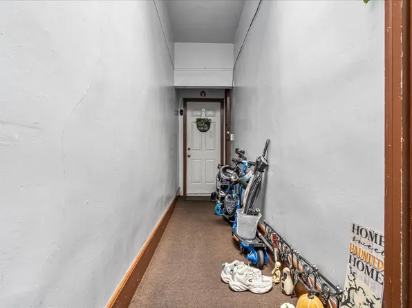 120-03 Rockaway Boulevard image 19 of 20