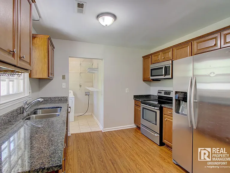 125 Tiffany Ln — Photo 7