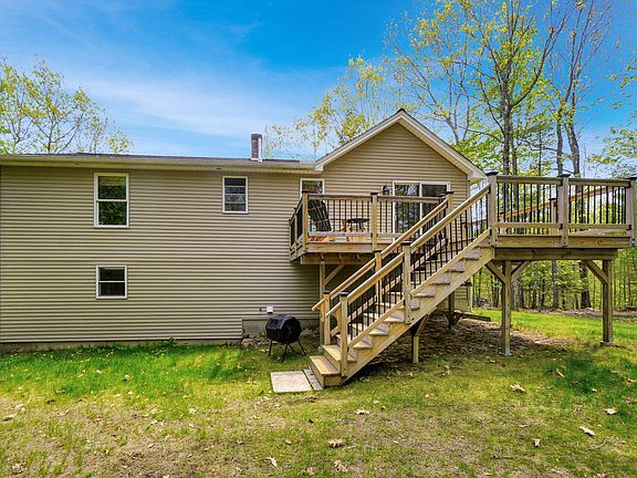 5th image of 21 Meadowbrook Drive