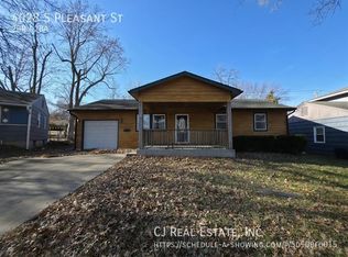 4028 S Pleasant St, Independence, MO 64055