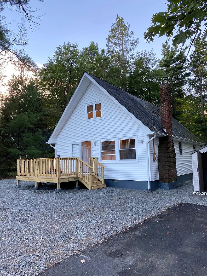 2125 Vacation Ln photo 1