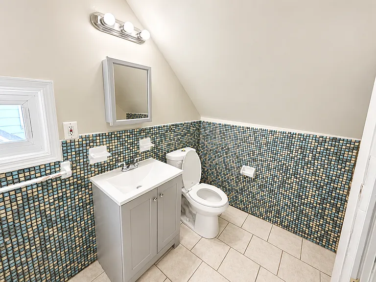 281 Schley St #3 — Photo 4