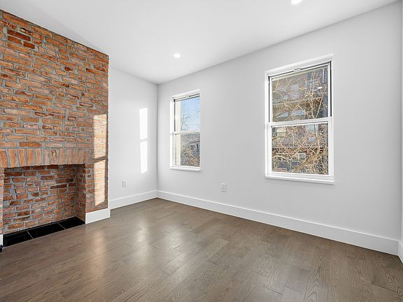 2nd image of 55 Ten Eyck St APT 3