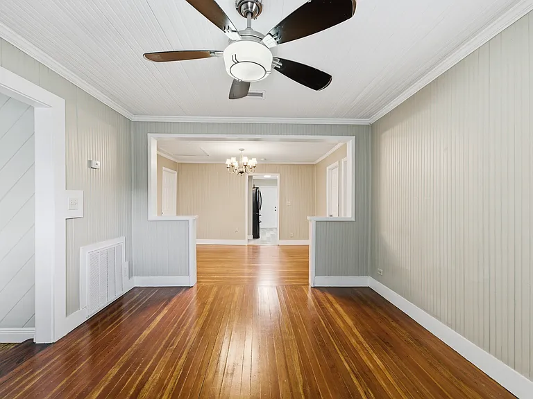 399 Old Dixie Hwy SW — Photo 24