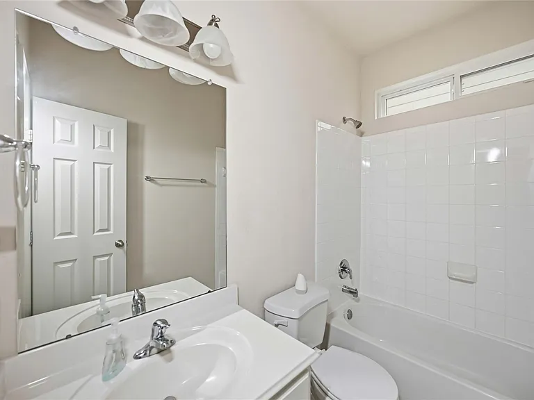 17203 Mitchell Pass Ln — Photo 12