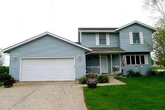 1st image of 17724 Crestwood Ct