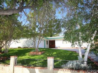 19640 Kingsbury St, Chatsworth, CA 91311