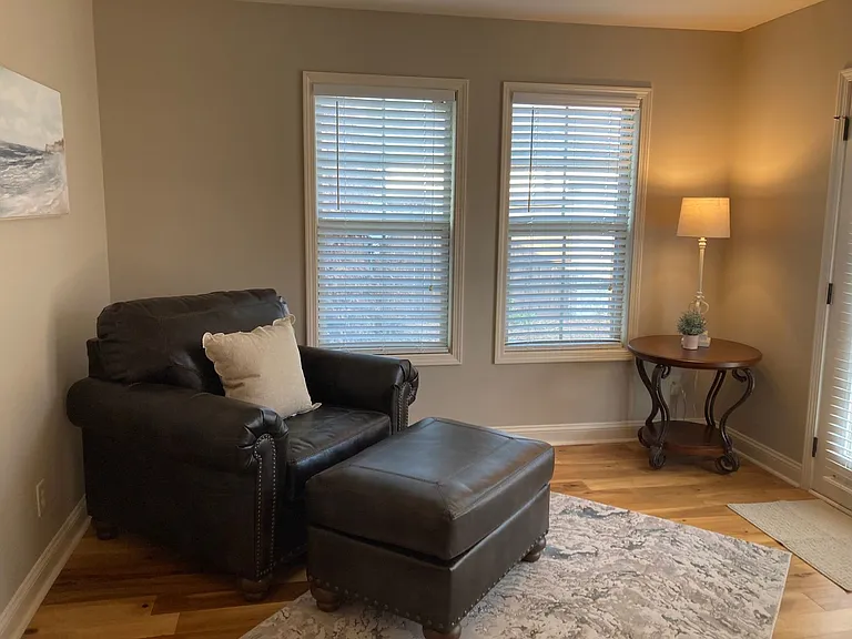 101 Gandy Dr — Photo 8
