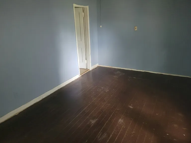 328 S Osage St — Photo 17