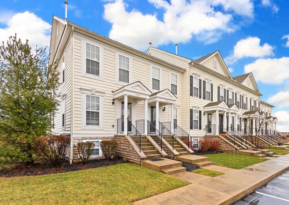 1st image of 5795 Bridgehampton Dr