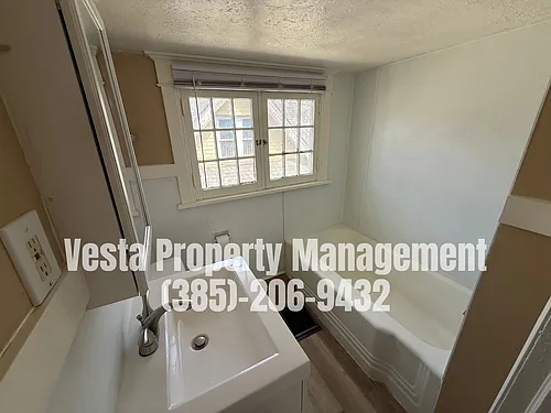 2273 Jefferson Ave #1 Photo 1