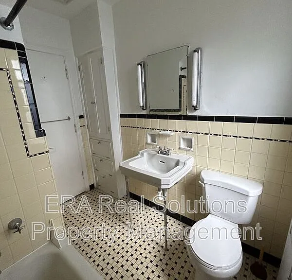 249 Loraine Ave #4 — Photo 18