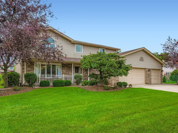 9301 Birch Ave, Mokena, IL 60448