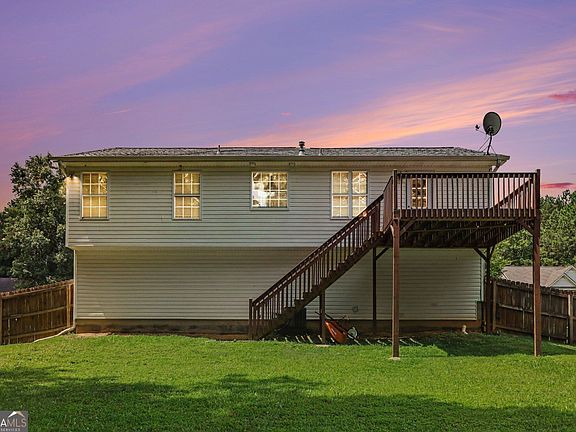 3rd image of 360 Beckett Dr