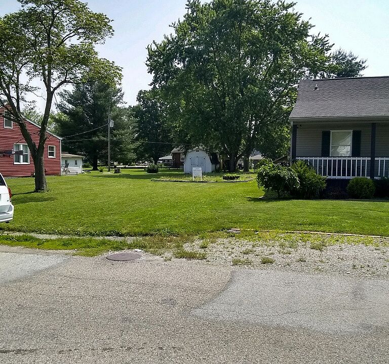 2nd image of 103 Irma St
