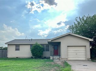 223 N Oklahoma Ave, Duke, OK 73532