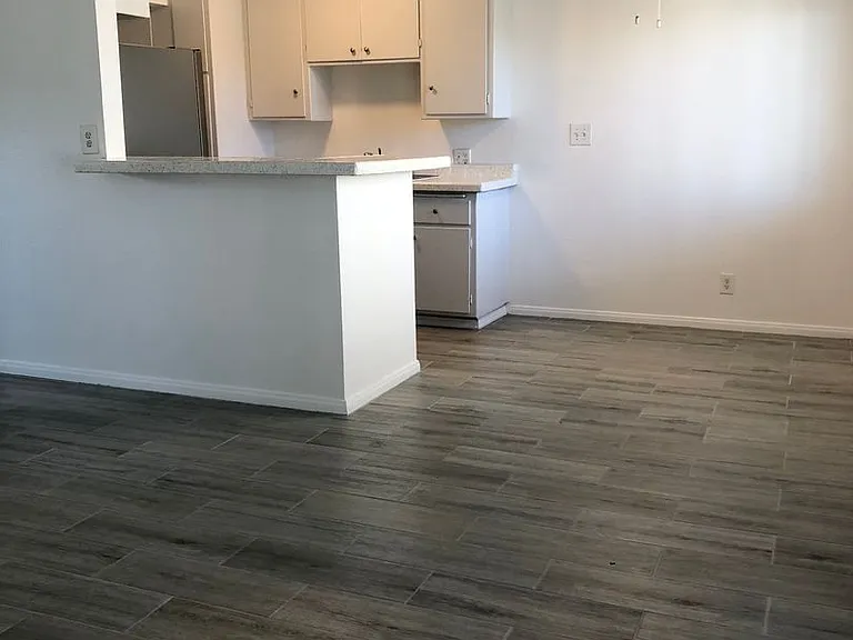 409 California St — Photo 6