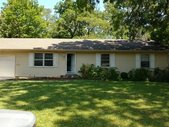 1926 Maine St, Lawrence, KS 66046