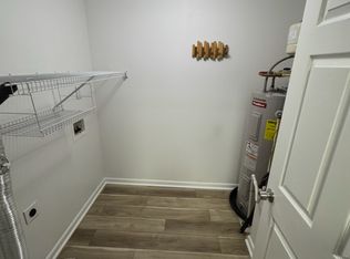 9812 Legends Creek Dr APT 205, Indianapolis, IN 46229