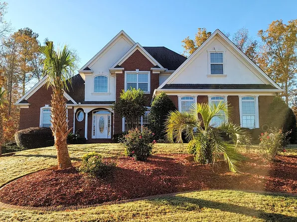 2641 Lake Erma Dr, Hampton, GA 30228