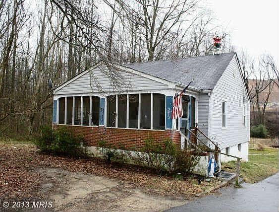 2nd image of 9813 Old Fort Rd